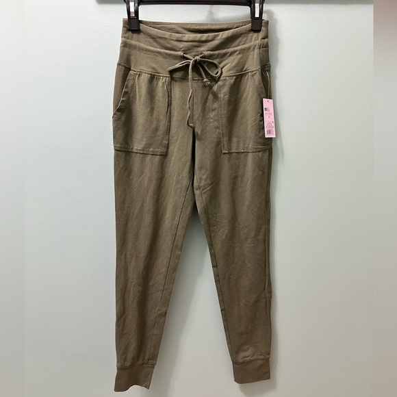 wild fable Pants - Wild Fable High-Rise Olive Green Jogger small NWT